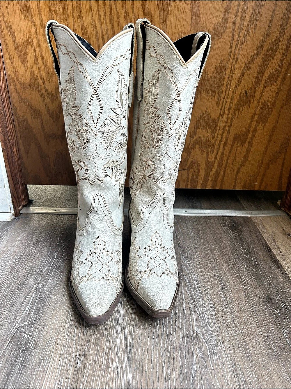 Embroidered Leather Western Boots US 6.5 M Like New